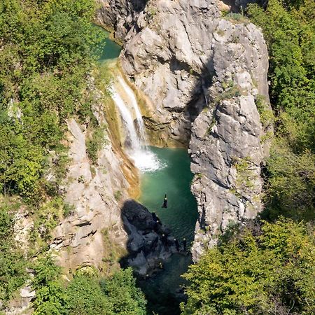 Apartment Lejo Omiš Екстериор снимка