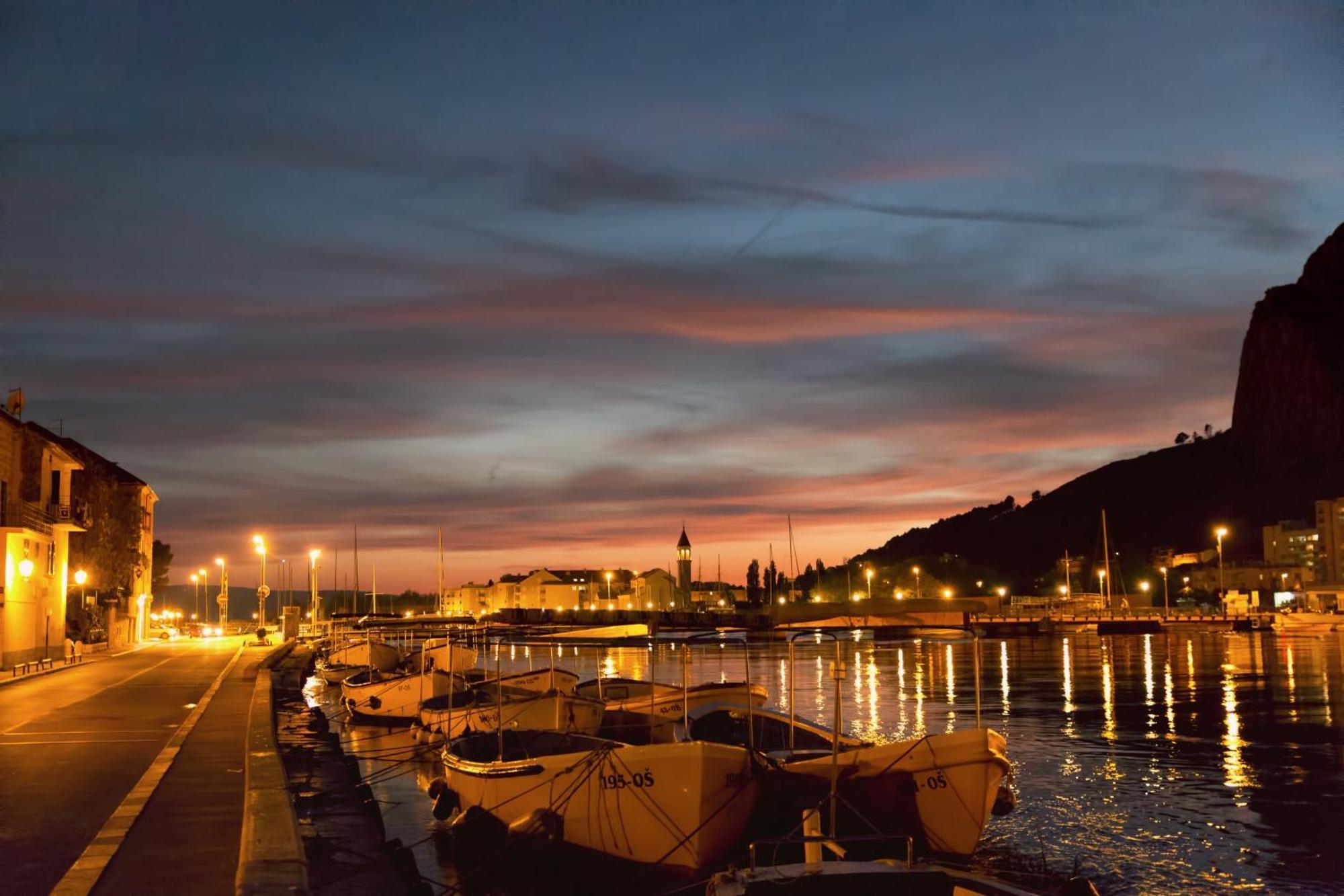 Apartment Lejo Omiš Екстериор снимка