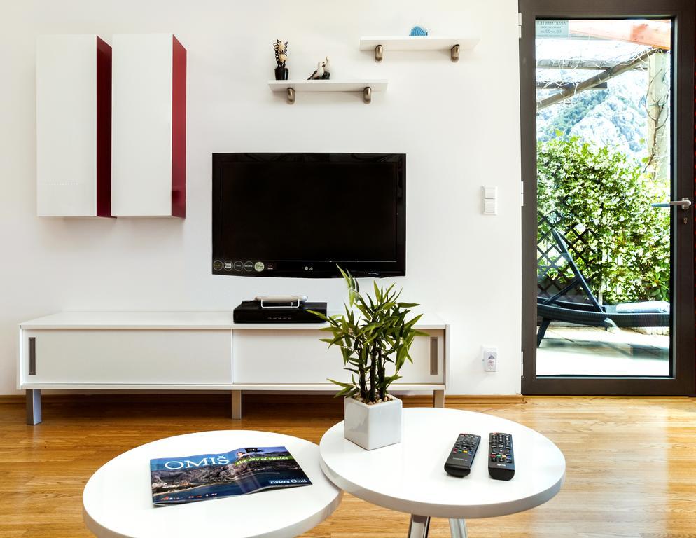 Apartment Lejo Omiš Екстериор снимка