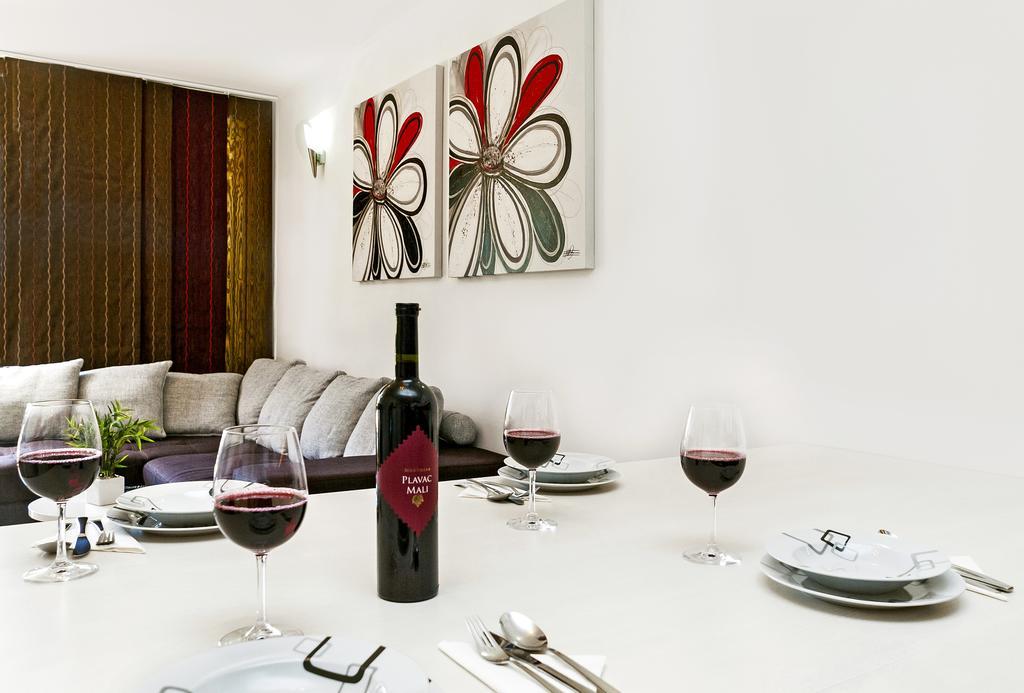 Apartment Lejo Omiš Екстериор снимка
